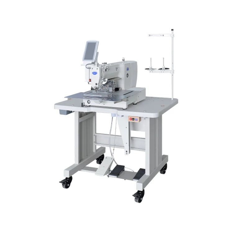 Macchina da cucire CNC