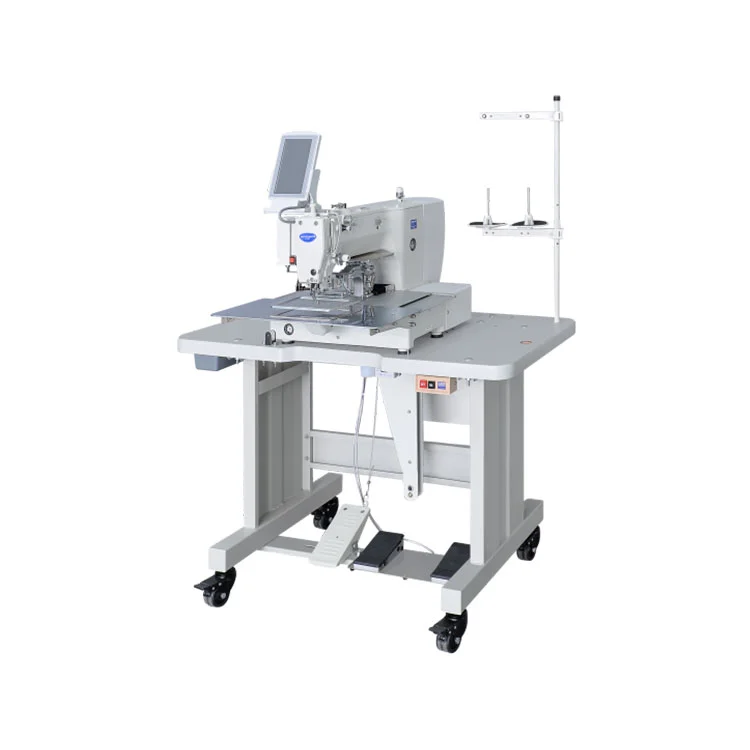 Macchina da cucire industriale CNC